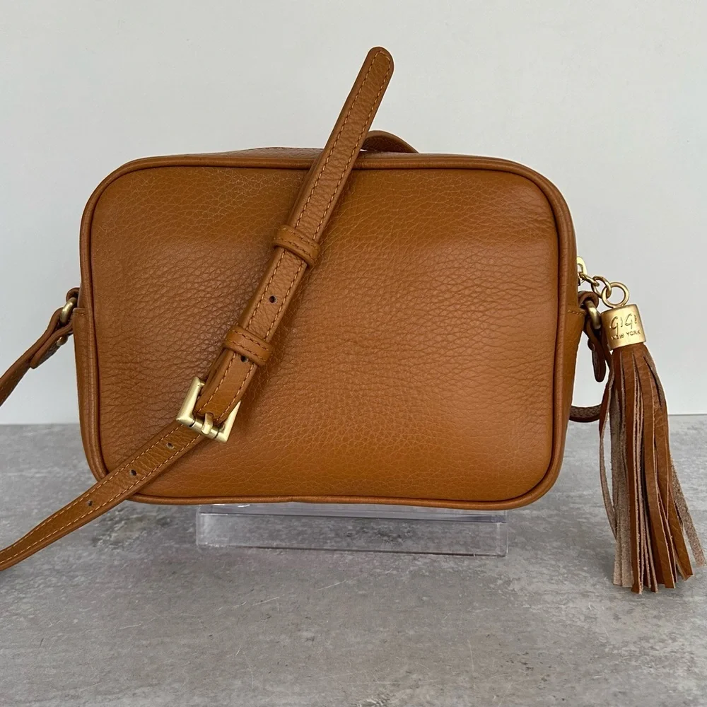 GiGi New York Madison Pebbled Leather Crossbody in Tan, NEW - Picture 2 of 15